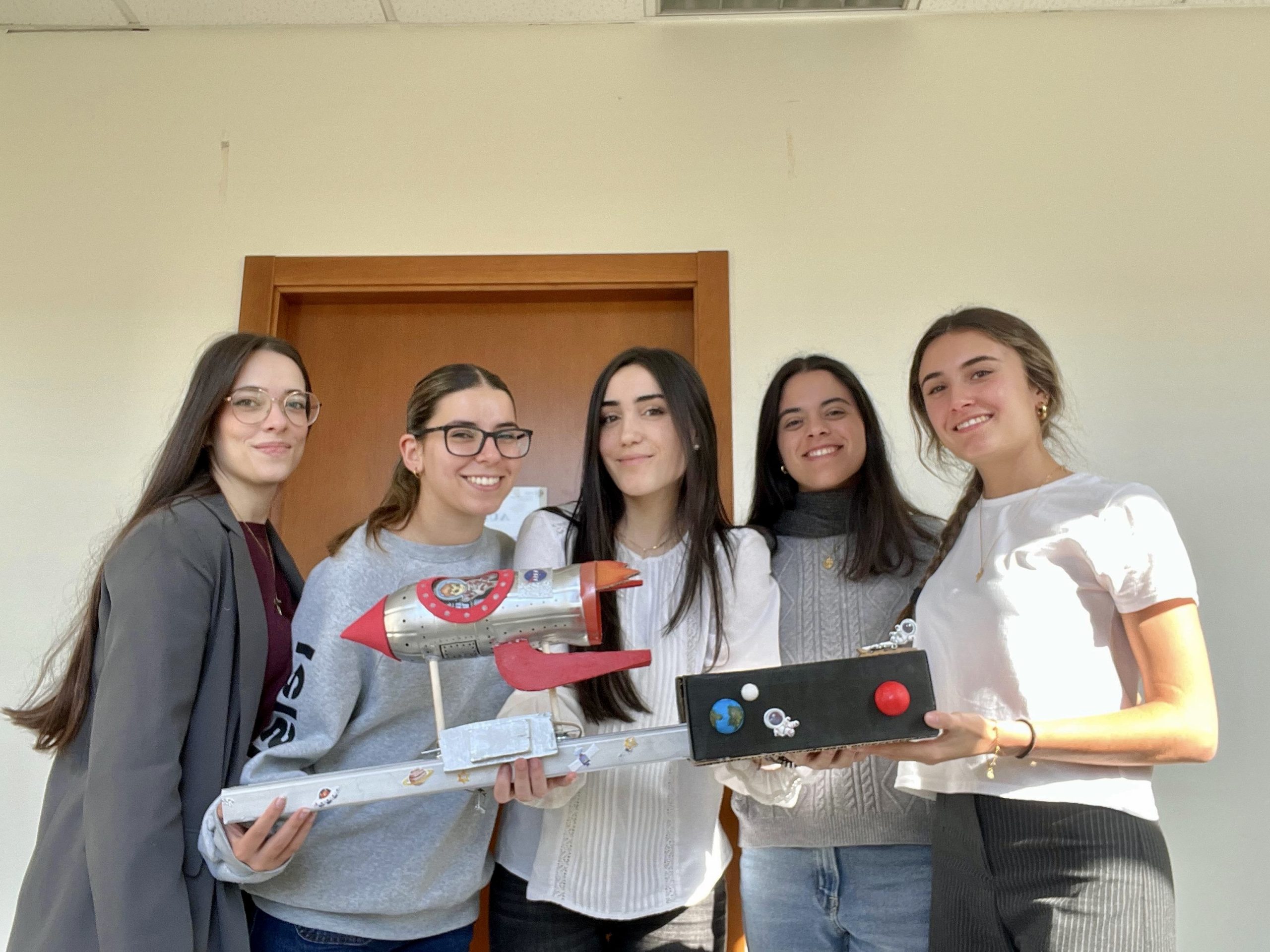 Os futuros mestres e mestras de Vigo vístense en modo STEAM