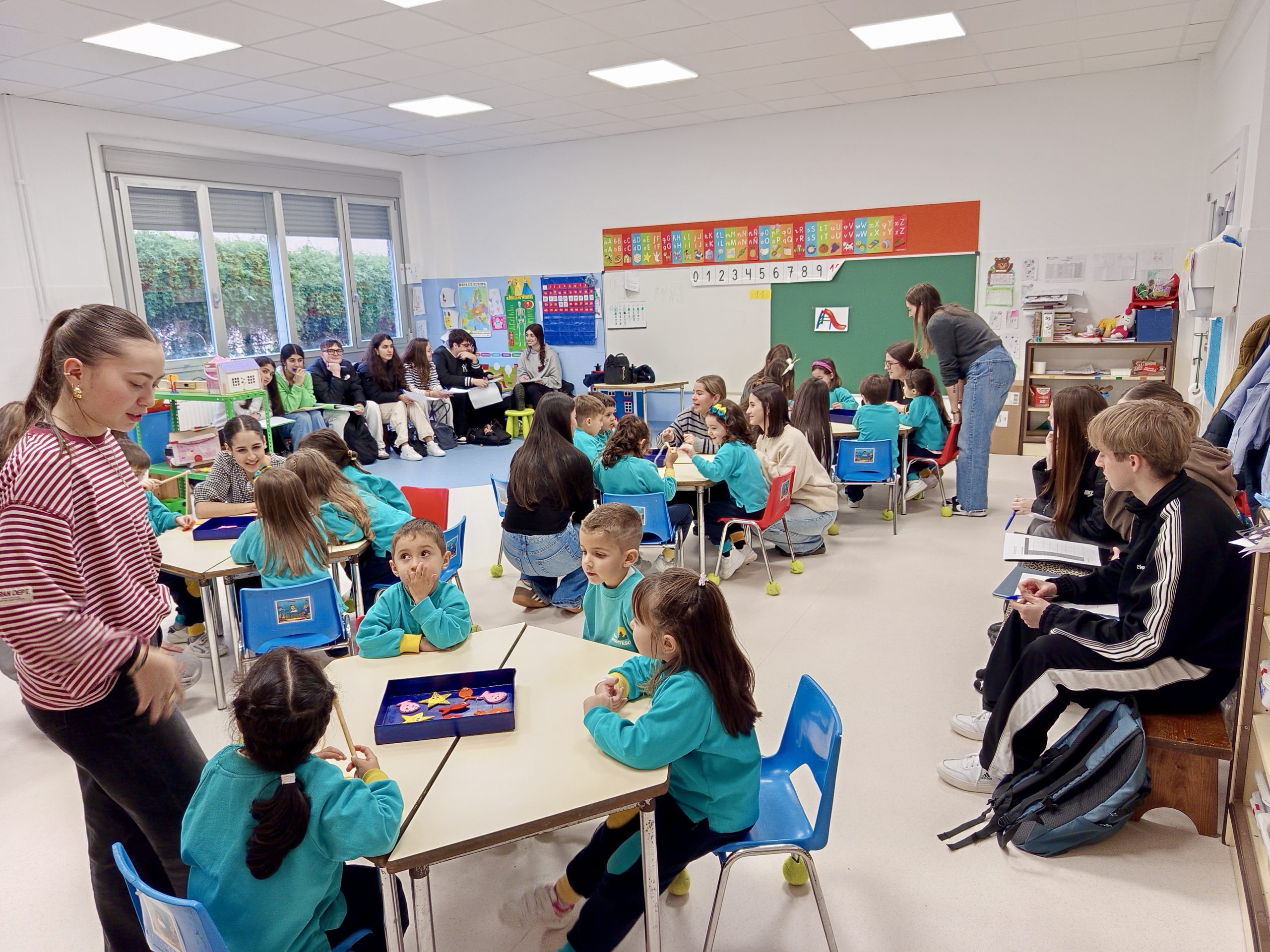 LOS ALUMNOS DE 1º “PROFES” POR UN DIA